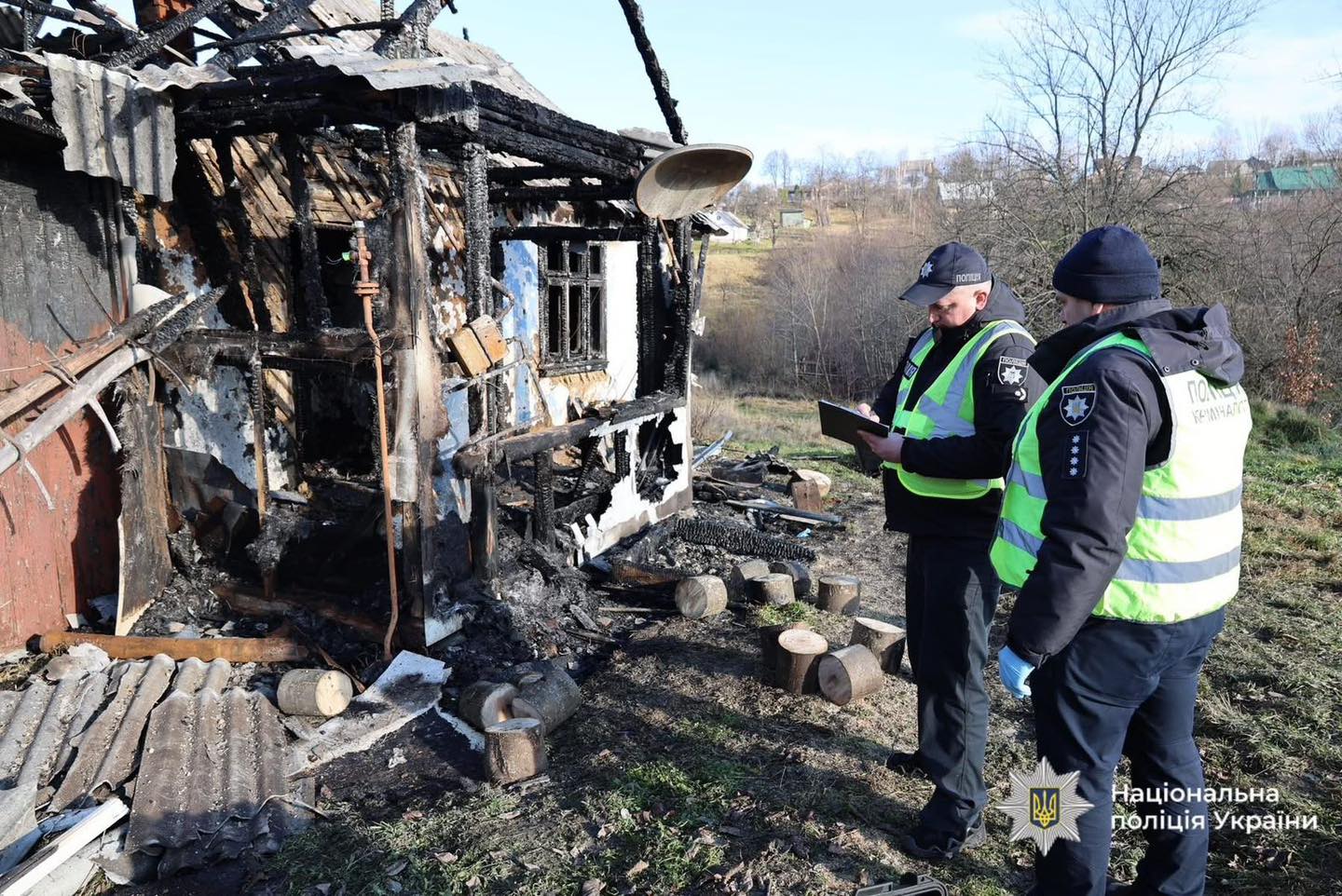 Вбив і підпалив: поліція повідомила деталі гучного вбивства на Прикарпатті (фото)