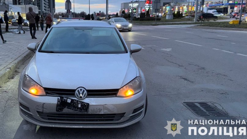 У Львові водійка Volkswagen збила 19-річного велосипедиста (фото)