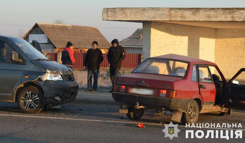 З'явилися фото з місця смертельної аварії на Львівщині