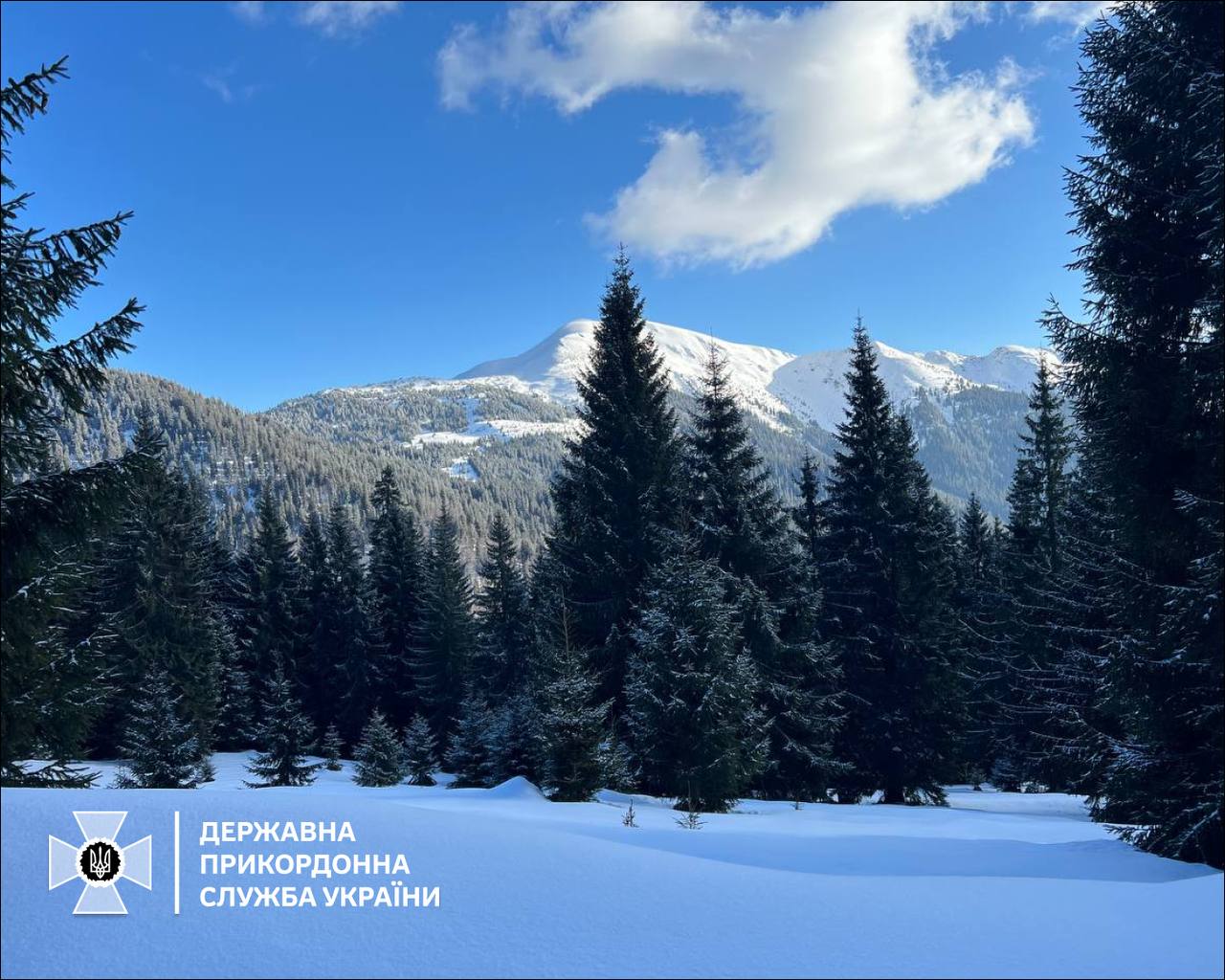 Прикордонники показали засніжені рубежі України (фото)