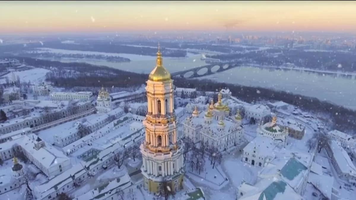 Успенський собор і Трапезну церкву Києво-Печерської лаври повернули в управління держави