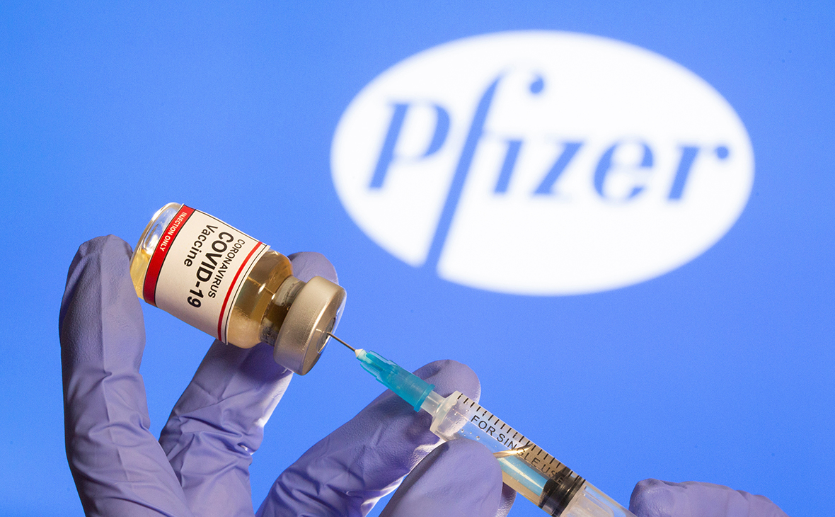 Україна отримає майже півмільйона доз вакцини Pfizer для освітян