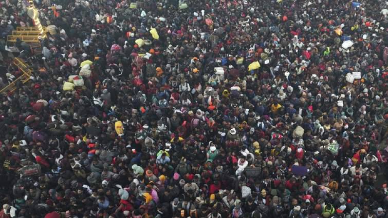 В Індії під час релігійного свята у тисняві загинули щонайменше 30 людей (відео)