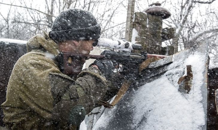 На Донбасі окупанти вели обстріли з гранатометів, є поранений