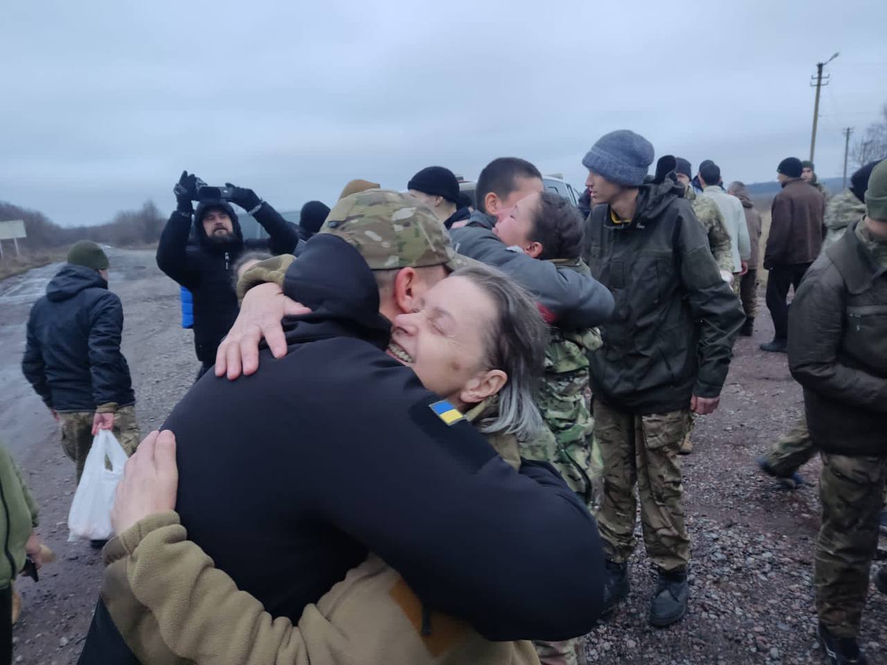 На Новий рік додому. Україна повернула з полону ще 140 захисників