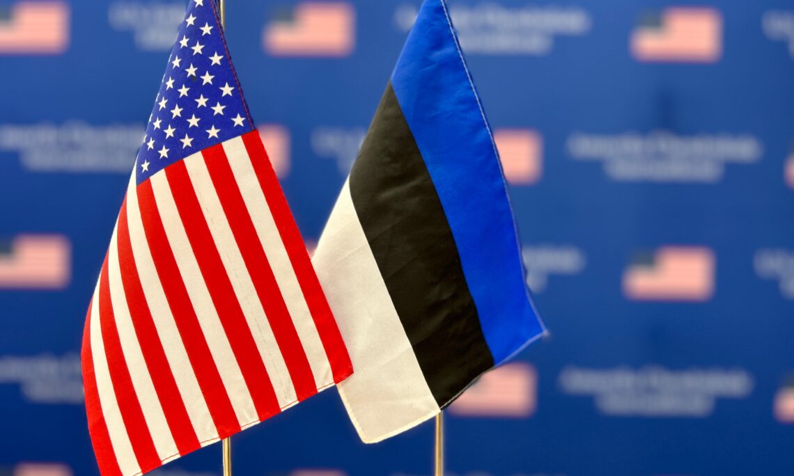 США передали Естонії конфісковані активи РФ для допомоги Україні