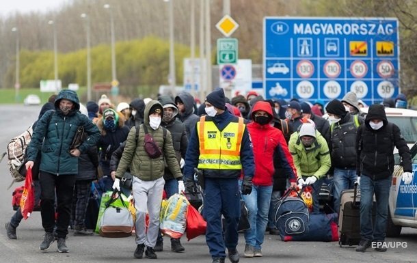 На заробітки за кордон. Основні правила, як не натрапити на аферистів