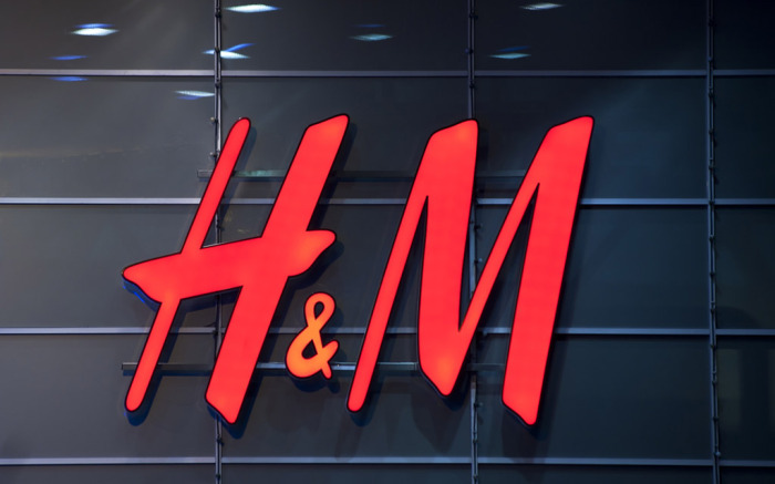 H&M повертається: шведи розповіли, коли відновлять роботу магазинів в Україні