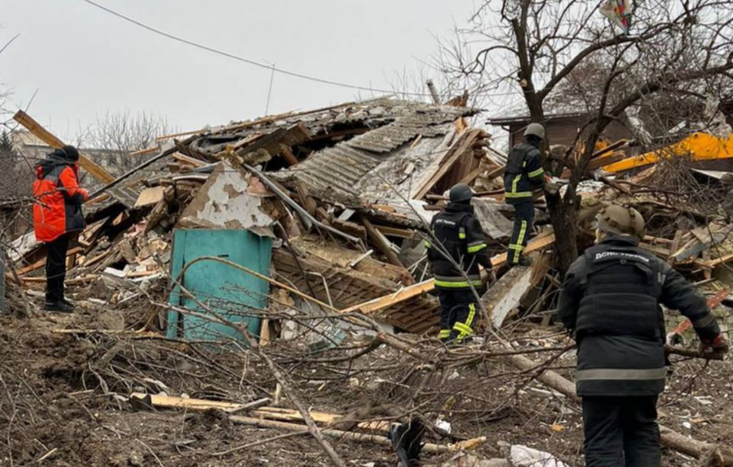 Наслідки ракетної атаки по Україні 8-го січня: четверо загиблих, багато поранених