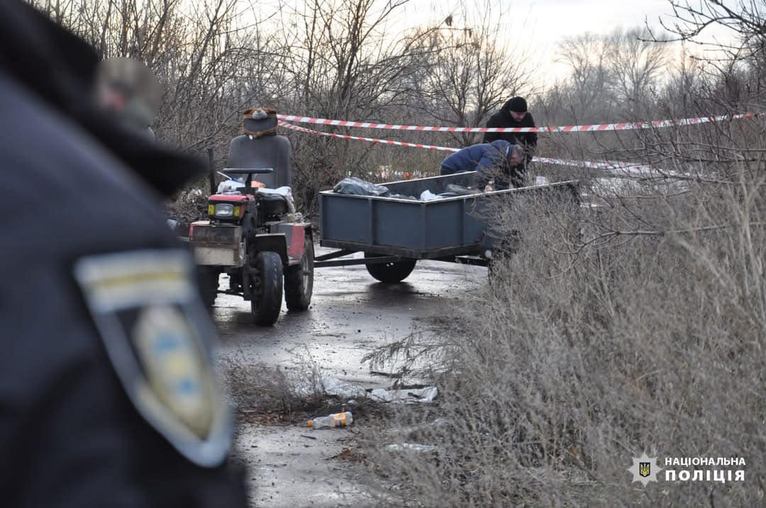 На Черкащині жінка викинула новонароджене немовля у смітник: поліція повідомила деталі (фото)