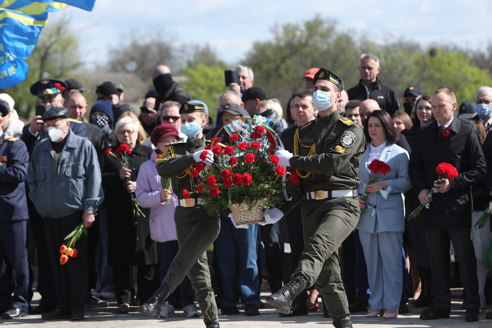 Як відзначають День перемоги над нацизмом в Україні, є провокації та затримання