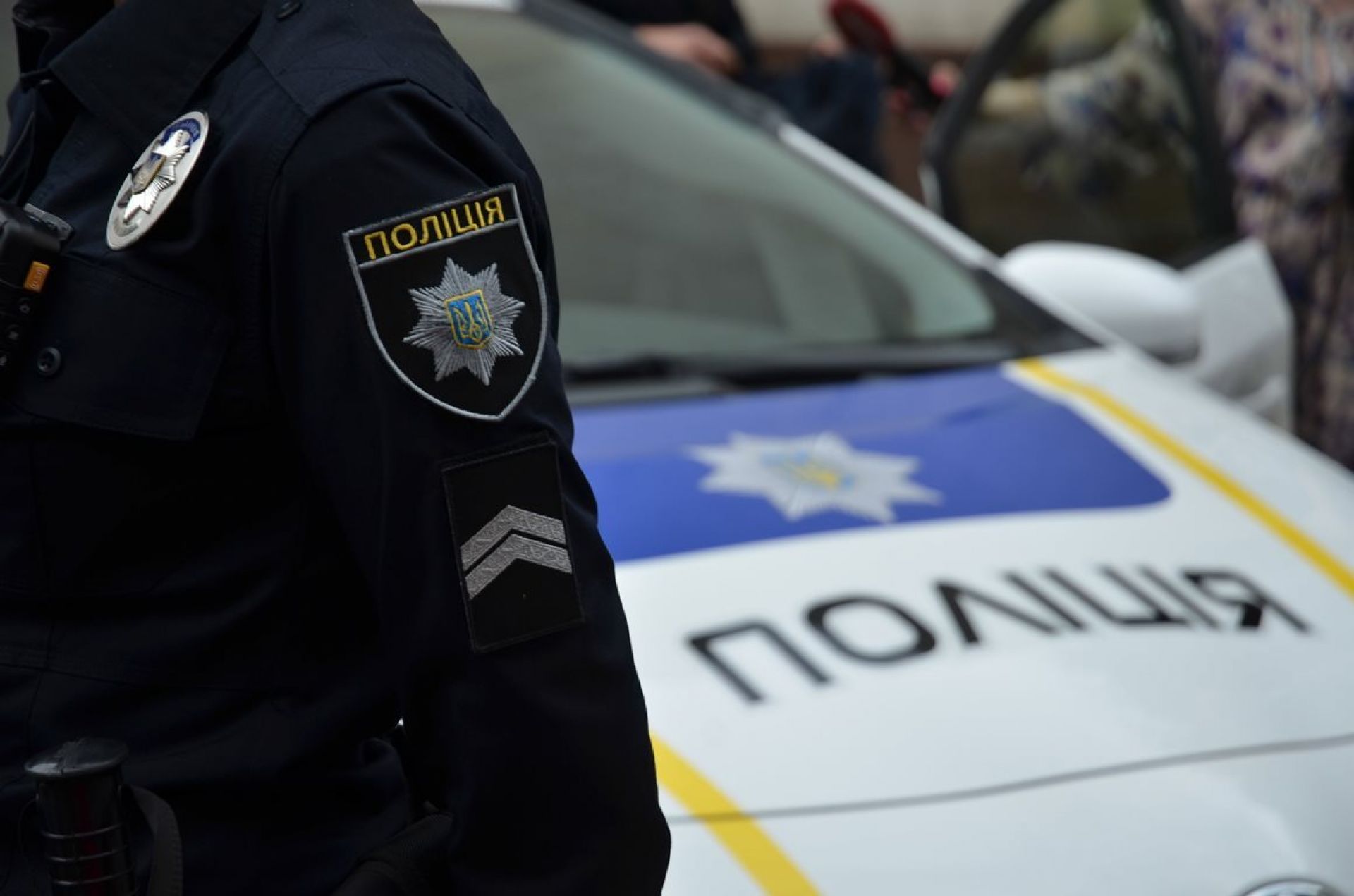 Поблизу Львова чоловік обікрав селищну раду: поліція показала фото злочинця