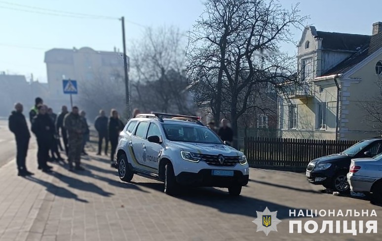 На Львівщині водій авто Peugeot збив двох жінок, одна з них загинула (фото)