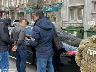 Пропонував хабар ДБР. Львівському бізнесмену обрали запобіжний захід