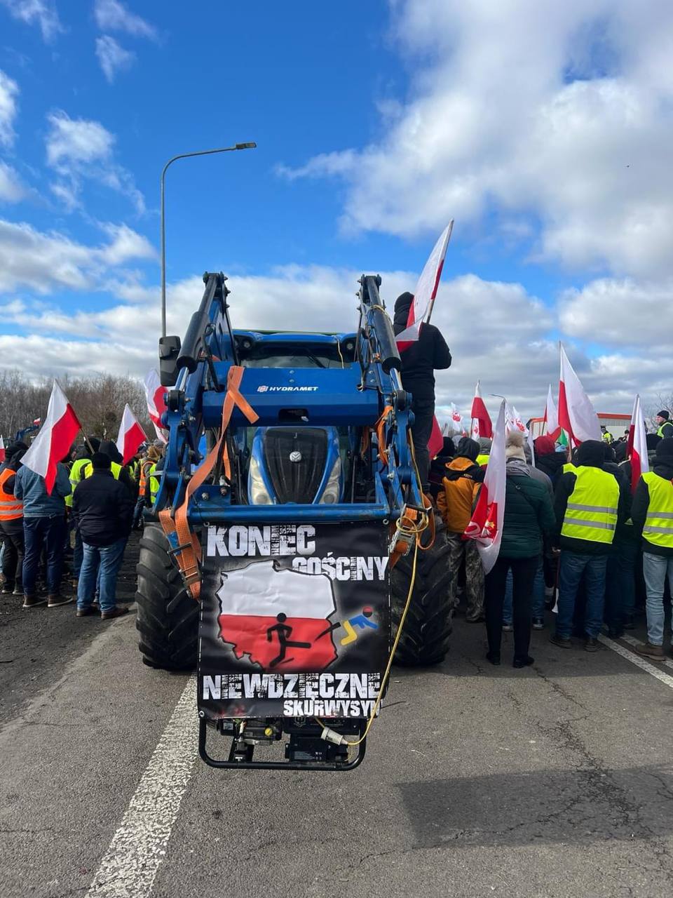 Польські фермери намагалися заблокувати залізницю на кордоні