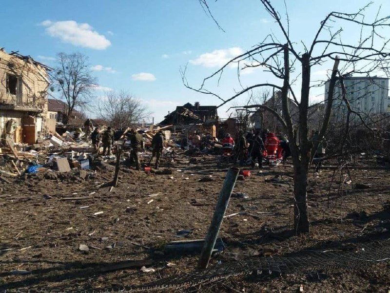 Окупанти обстріляли село під Києвом. Загинула дитина